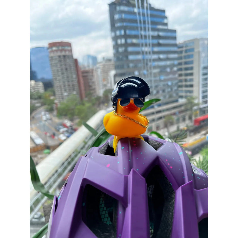 Pato Patito Fachero Bola 8 Bicicleta Moto Casco Auto Amarillo