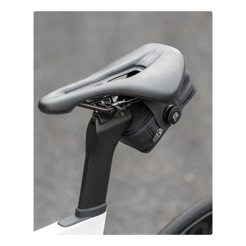 Bolso Para Sillin Bicicleta Impermeable Cierre Boa Rockbros Negro